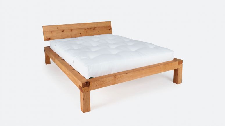 Bett Essence; metallfreies Massivholzbett |Metallfreies Futonbett Essence aus massivem Zirbenholz, (Futon nicht im Lieferumfang enthalten)